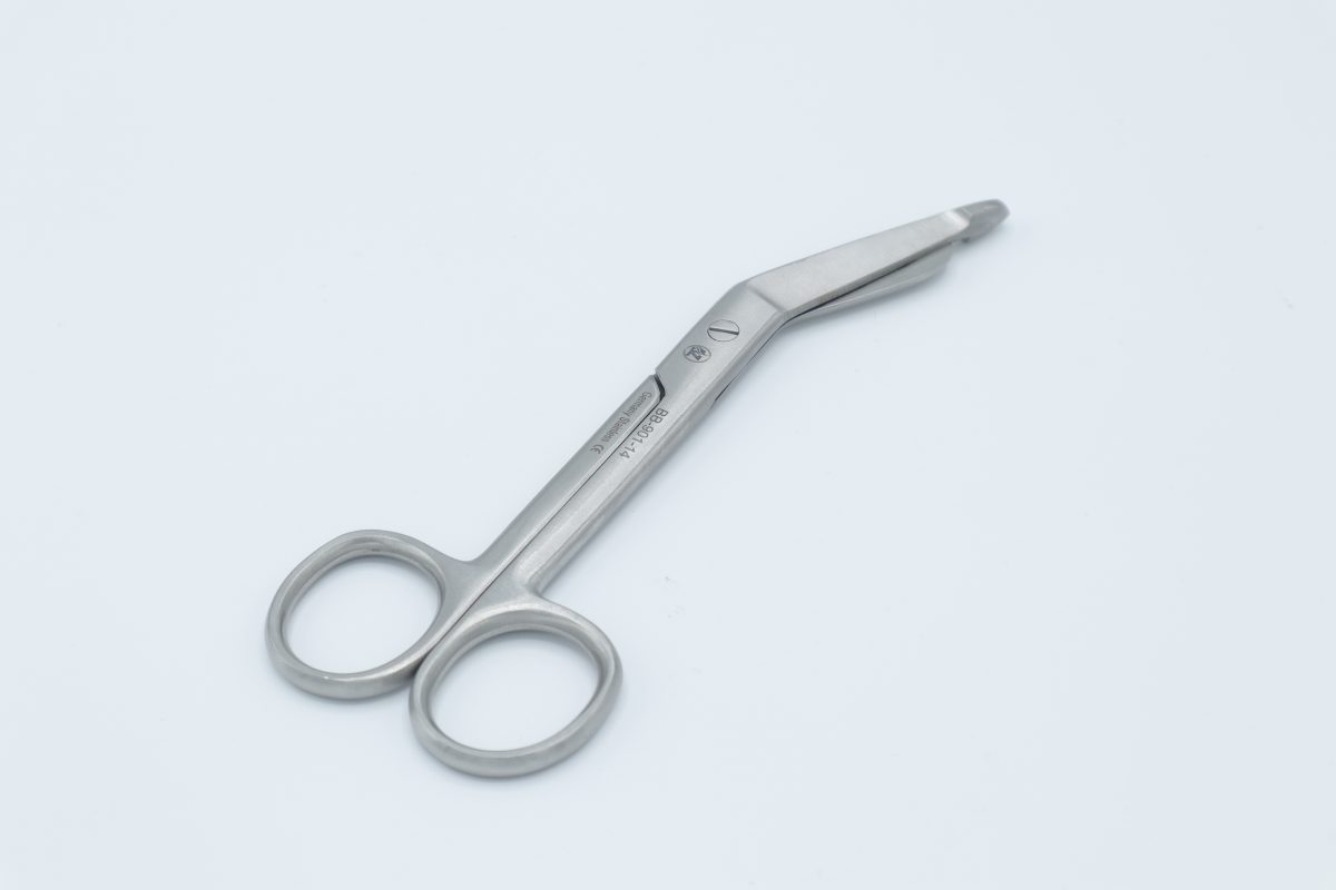 قیچی بانداژ